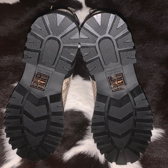 DOLCE VITA BOOTS - Picture 6 of 6